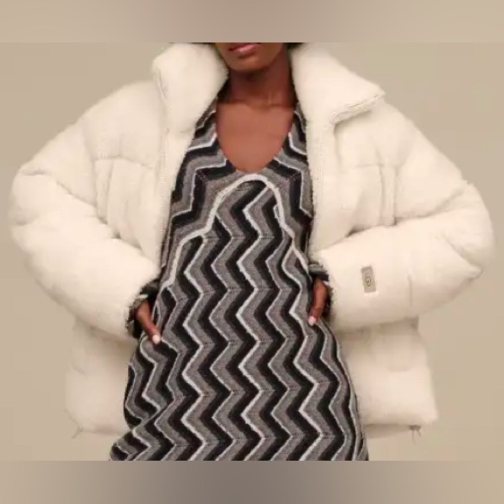 UGG EMMALYN UGGFLUFF PUFFER JACKET - Picture 2 of 4